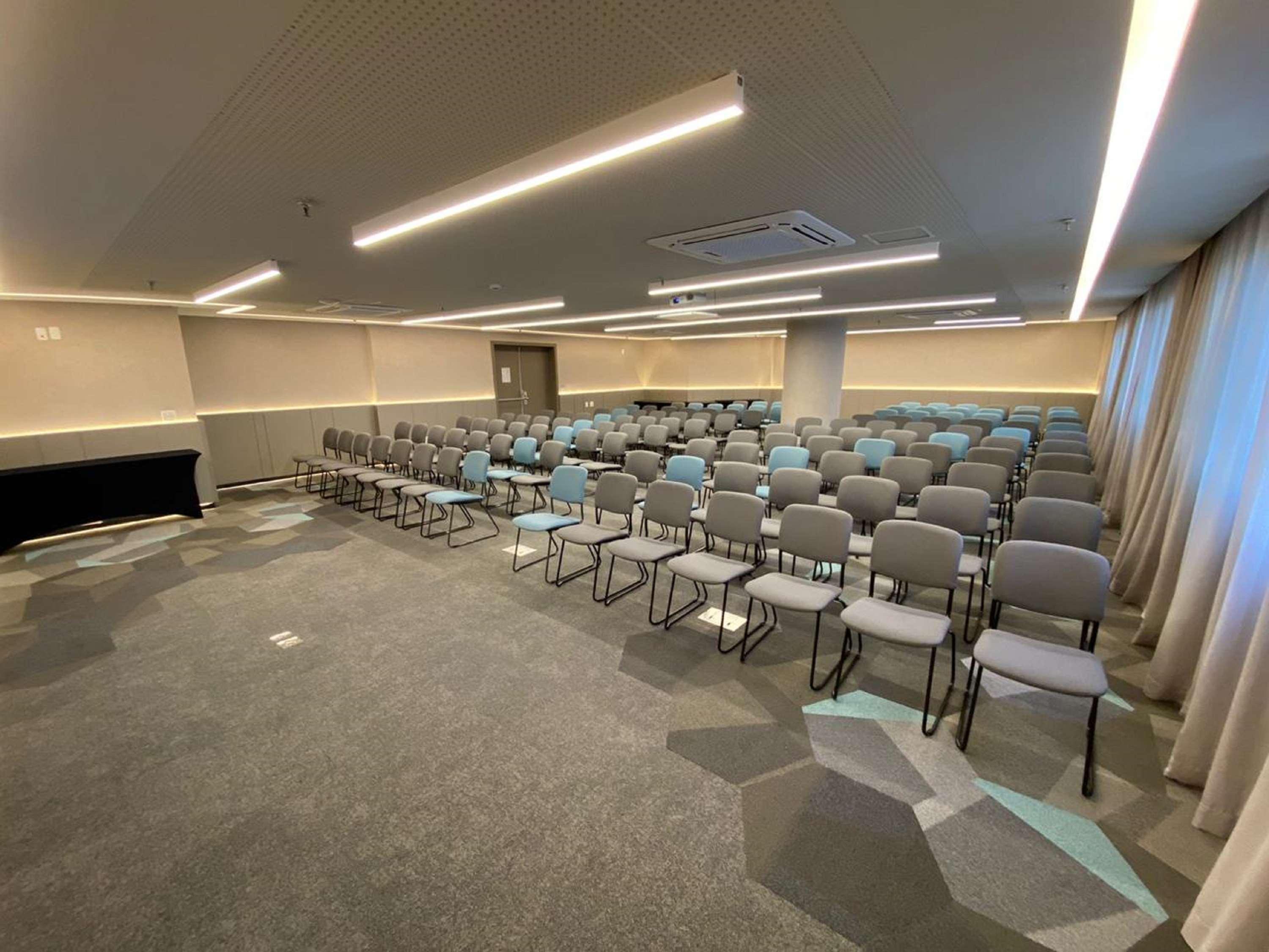 래디슨 오스카 프레이레 호텔 상파울루 외부 사진 The 2019 conference venue