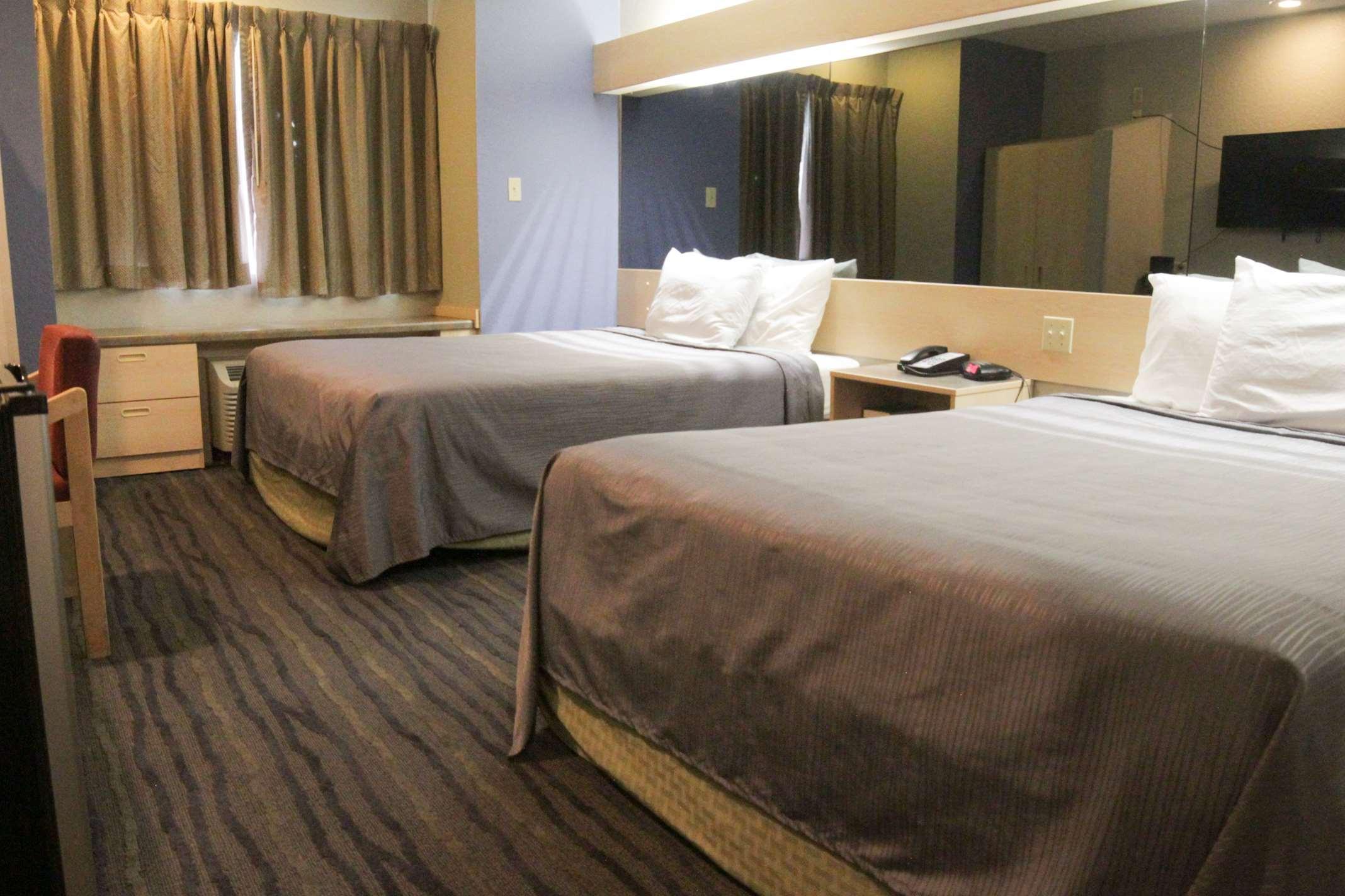 래디슨 오스카 프레이레 호텔 상파울루 외부 사진 A typical room at the hotel