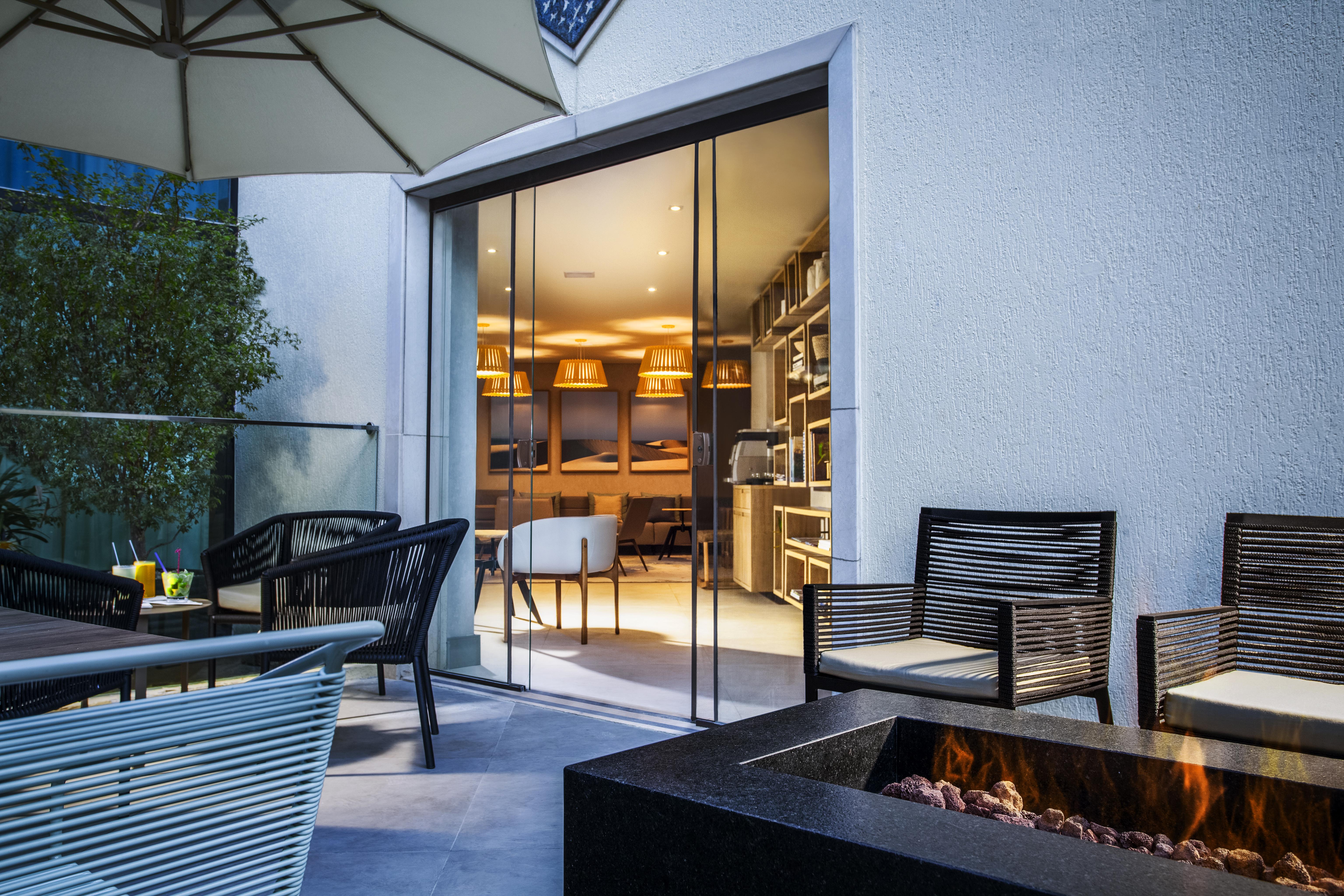 래디슨 오스카 프레이레 호텔 상파울루 외부 사진 The Terrace at The Hari